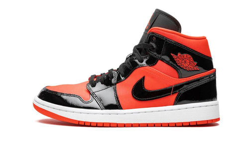 WMNS AIR JORDAN 1 MID "Hot Punch"
