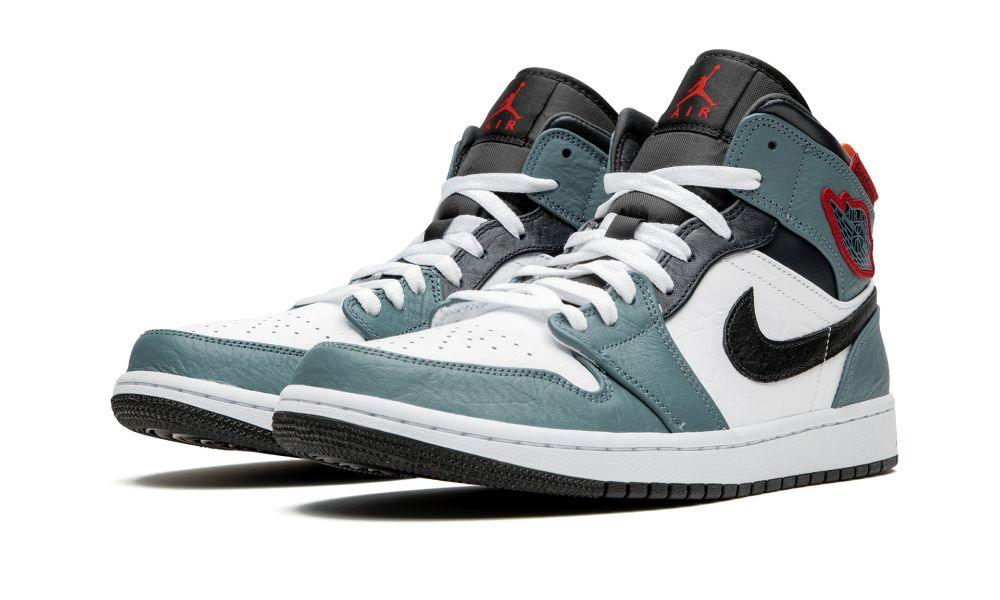 AIR JORDAN 1 MID "Facetasm - Fearless"
