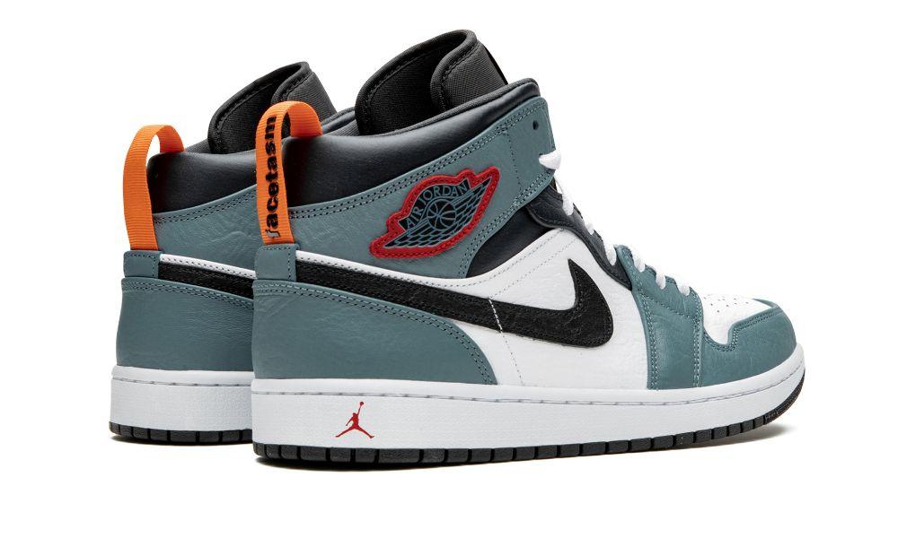 AIR JORDAN 1 MID "Facetasm - Fearless"