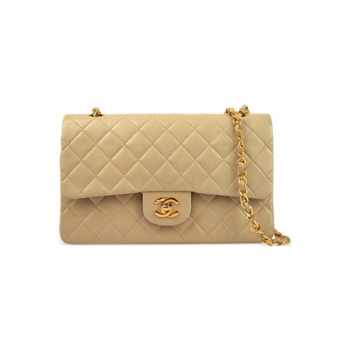 Sac Chanel - porté épaule Double Flap - Vogue Maroc – Boutique digitale de mode de luxe