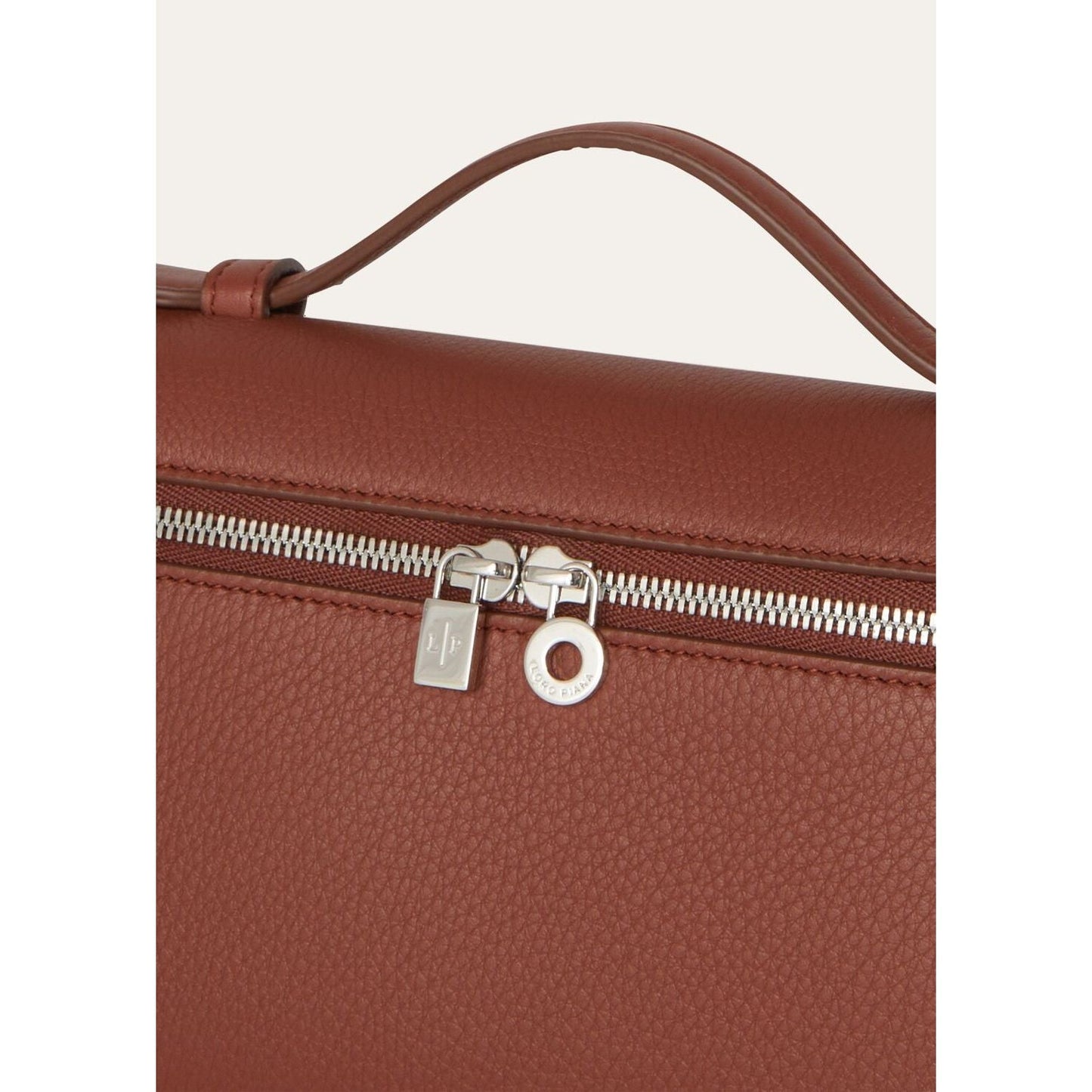Sac Loro Piana - Extra Pocket L19 - Camel - Vogue Maroc – Boutique digitale de mode de luxe