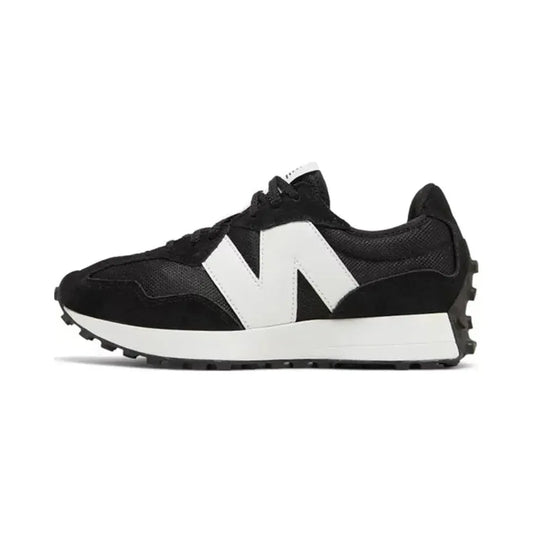 New Balance 327 "Black And White" - Vogue Maroc – Boutique digitale de mode de luxe