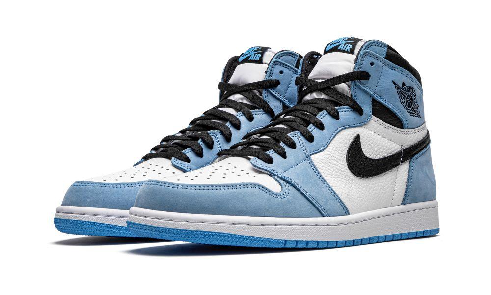 AIR JORDAN 1 RETRO HIGH OG "University Blue"