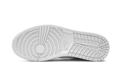 WMNS AIR JORDAN 1 LOW "Triple White"