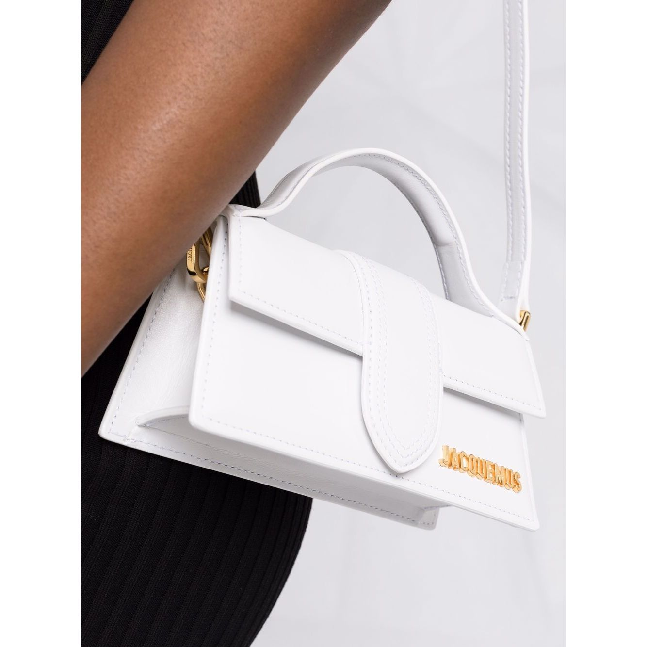 Sac Jacquemus - Le Bambino Blanc - Vogue Maroc – Boutique digitale de mode de luxe