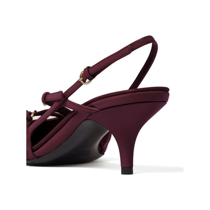 Escarpins Miu Miu à boucle - Vogue Maroc – Boutique digitale de mode de luxe