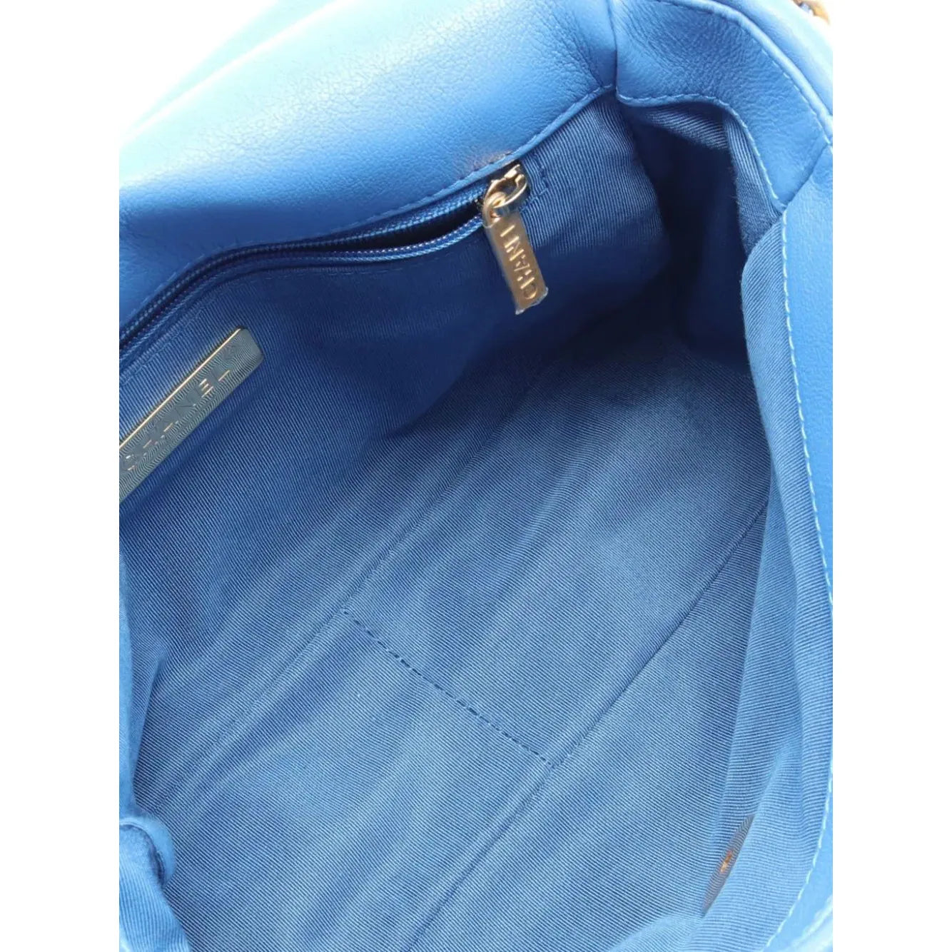Sac Chanel - Porté épaule - Vogue Maroc – Boutique digitale de mode de luxe