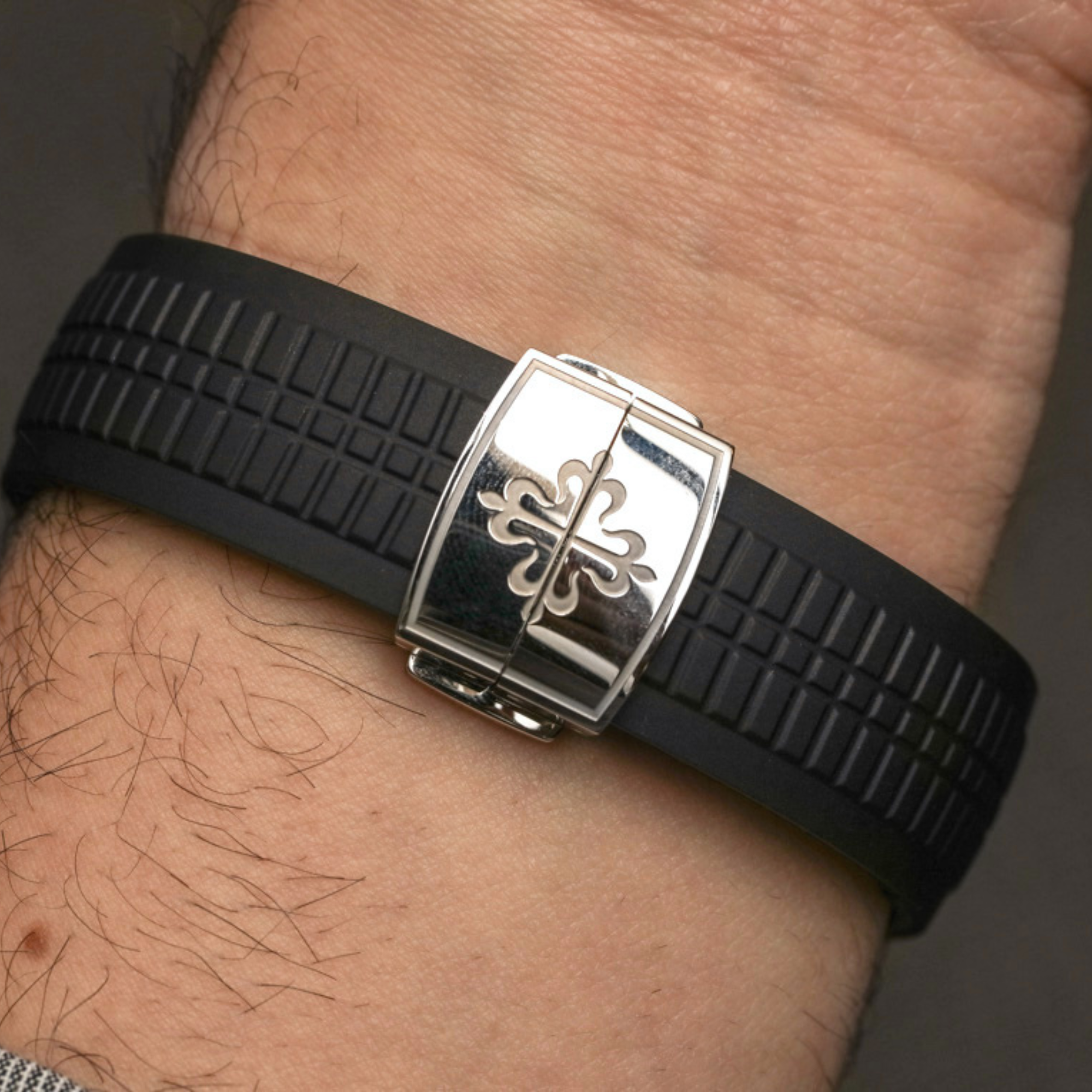 Patek Philippe - AQUANAUT NOIR