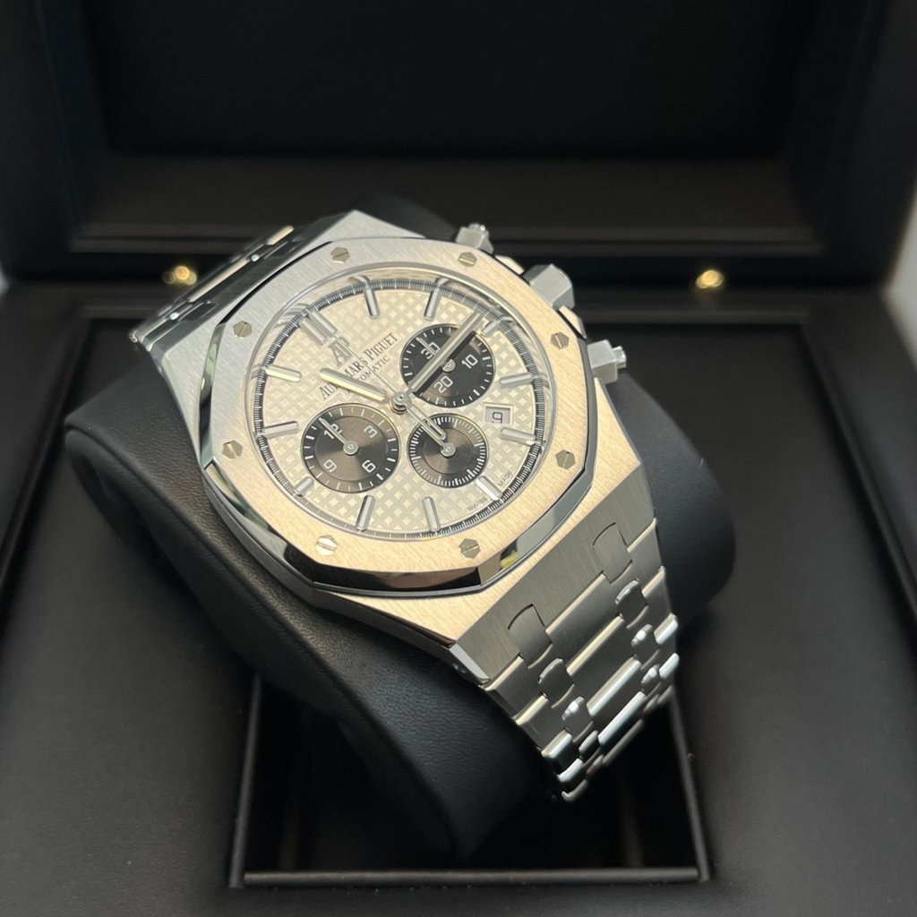 Audemars Piguet Royal Oak Chronograph Panda