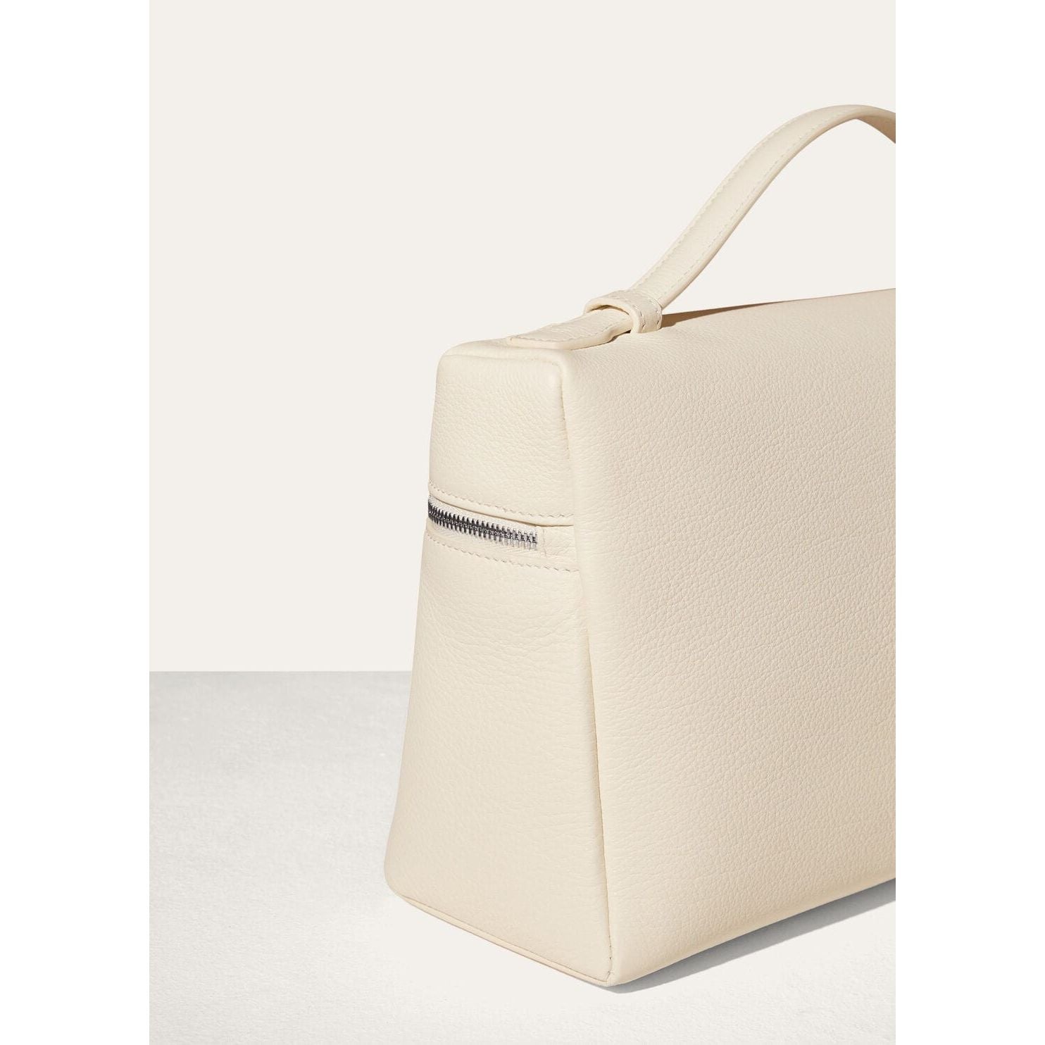 Sac Loro Piana - Extra Pocket L19 - Beige - Vogue Maroc – Boutique digitale de mode de luxe