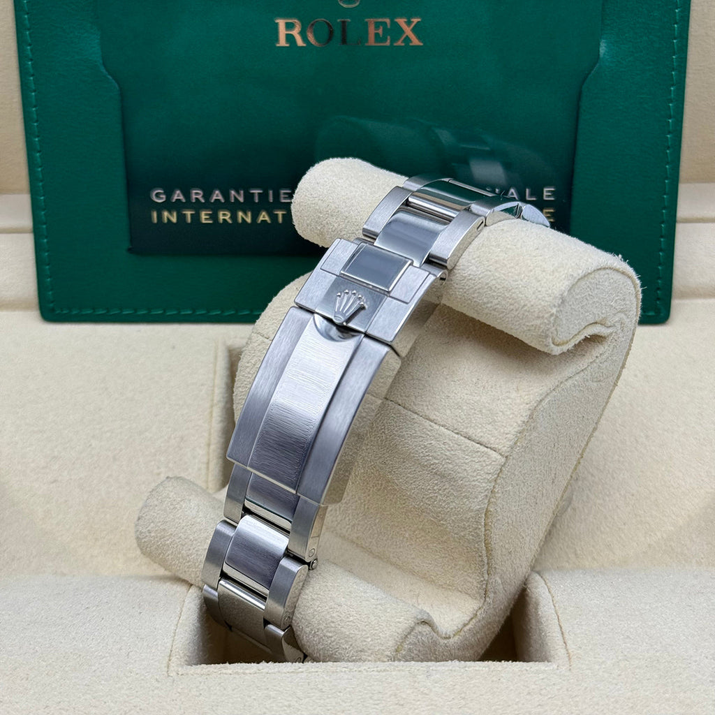 Rolex Cosmograph Daytona  (Black Dial)