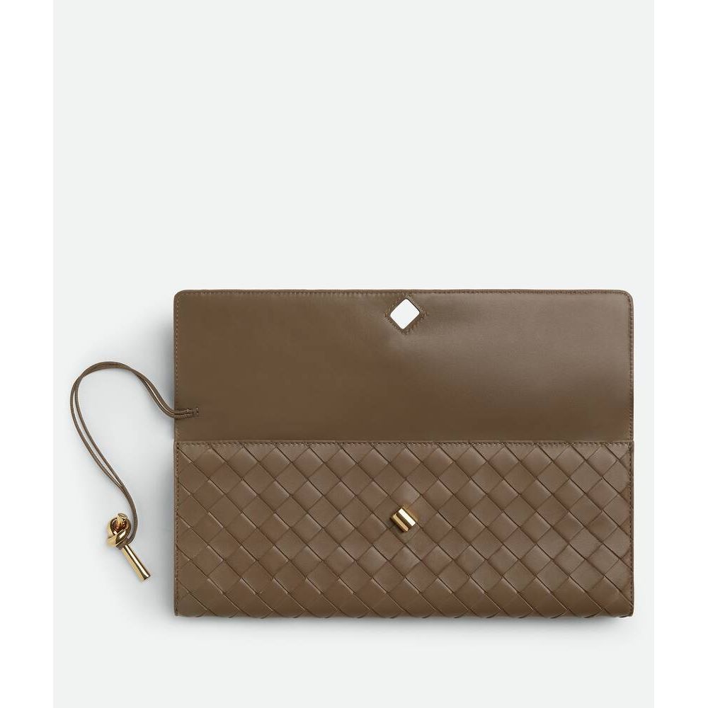 Sac Bottega - Clutch Andiamo - Marron - Vogue Maroc – Boutique digitale de mode de luxe