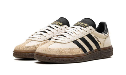 Handball Spezial 'Wonder White Black'