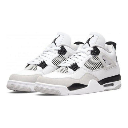 Air Jordan 4 « Noir militaire »