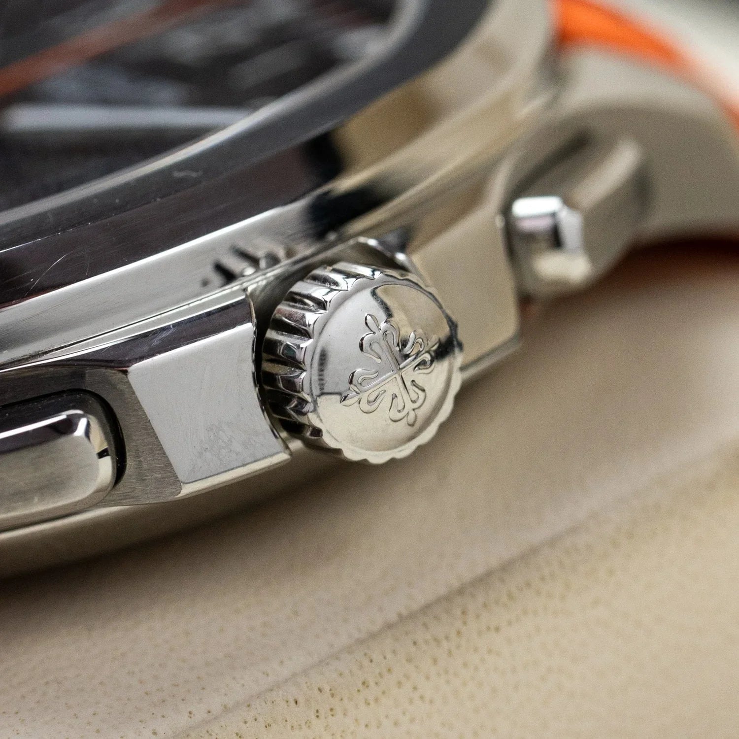 Patek Philippe - AQUANAUT Orange