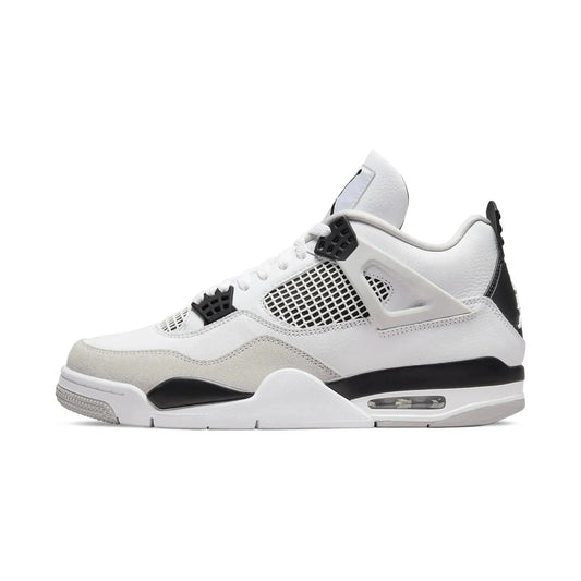 Air Jordan 4 « Noir militaire »