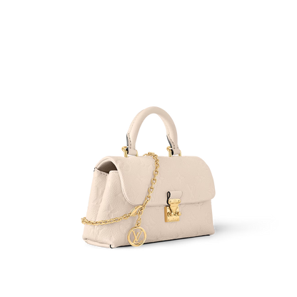 Sac Louis Vuitton - Nano Madeleine - Vogue Maroc – Boutique digitale de mode de luxe