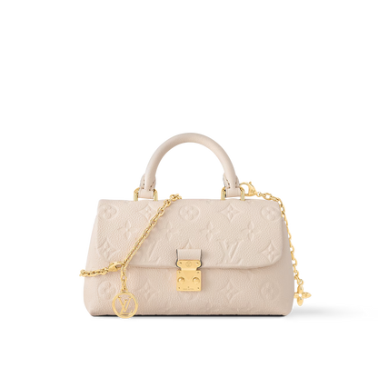 Sac Louis Vuitton - Nano Madeleine - Vogue Maroc – Boutique digitale de mode de luxe