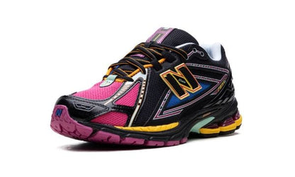 New Balance 1906 "Black/Pink"