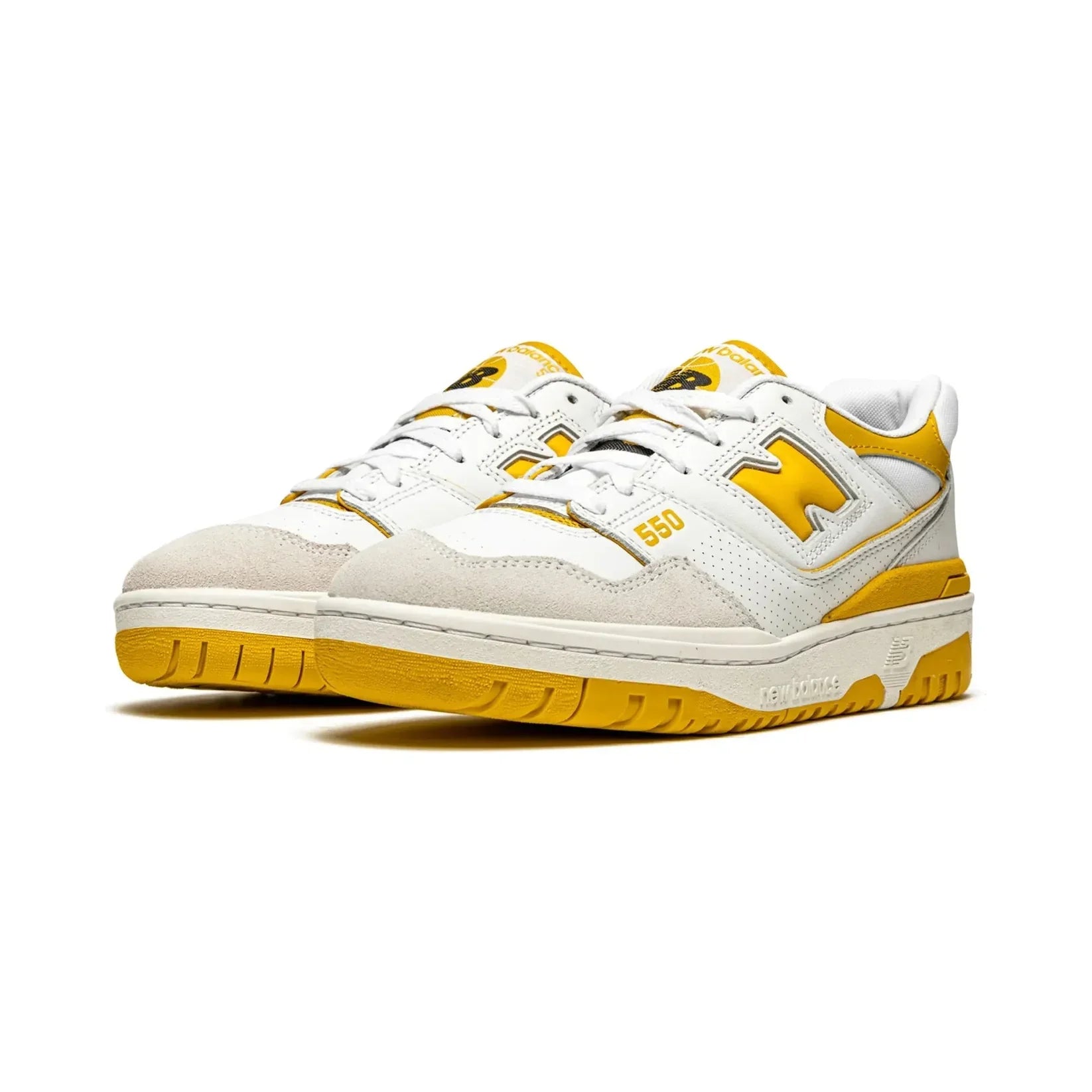 New Balance 550 "Sea Salt Varsity Gold" - Vogue Maroc – Boutique digitale de mode de luxe