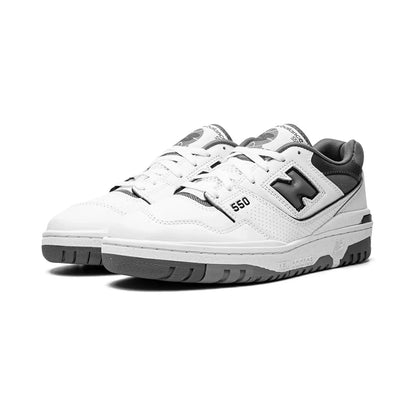 New Balance 550 "White Dark Grey" - Vogue Maroc – Boutique digitale de mode de luxe