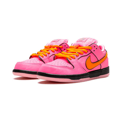 Dunk Low « Les Super Nanas Blossom »