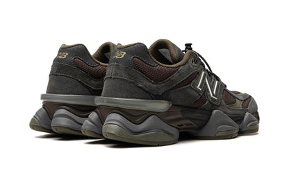 New Balance 9060 "Blacktop/Dark Moss/Black"