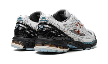 New Balance 1906R "White Black Copper"