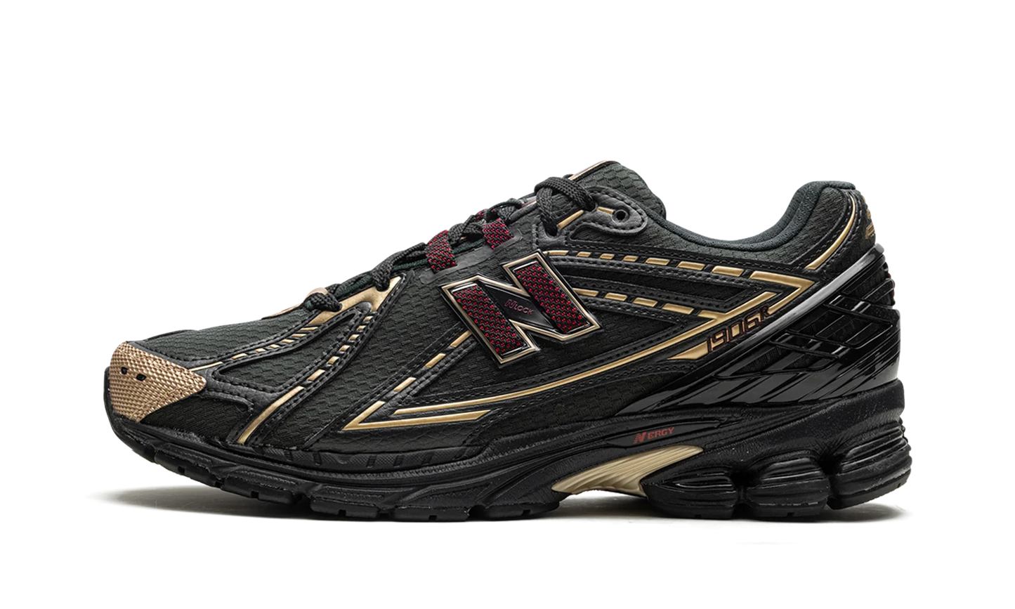 New Balance 1906R "Kith- Black"