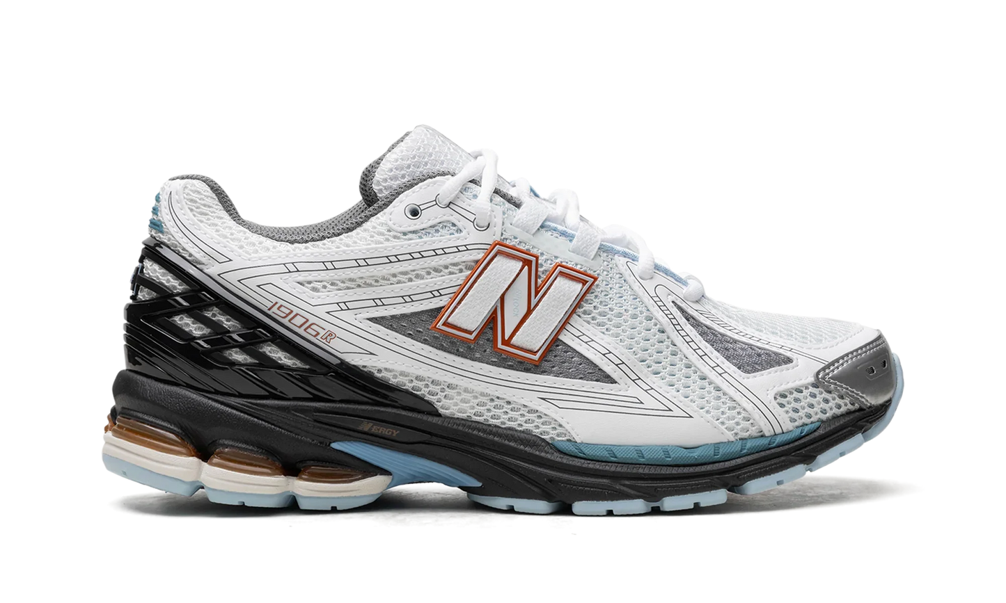 New Balance 1906R "White Black Copper"